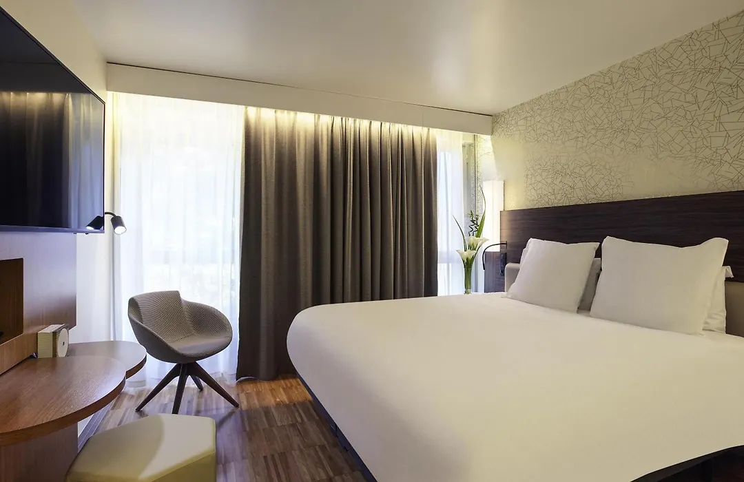 Mercure Paris Arc De Triomphe Etoile-1